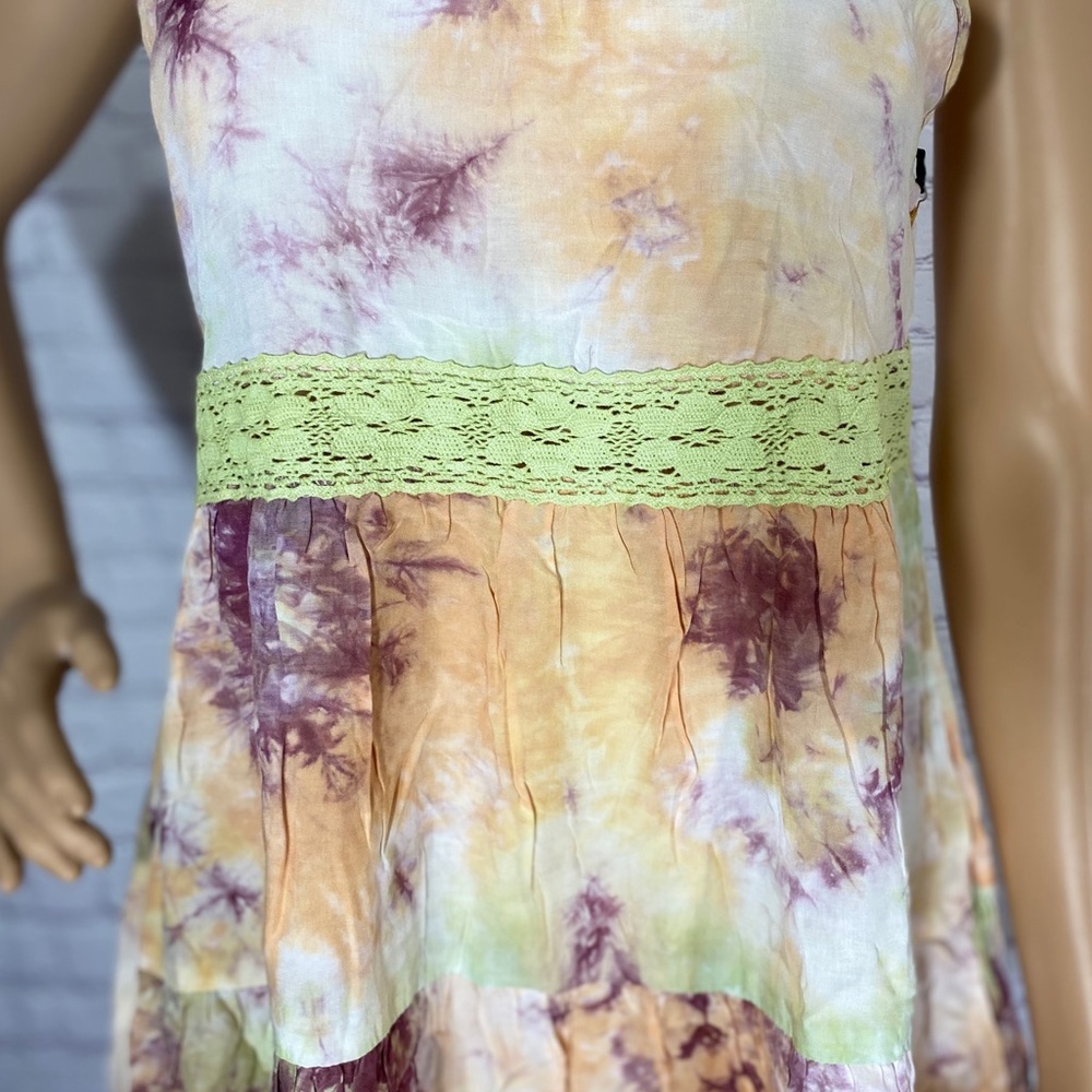Tie dye criss cross low cut back dress - Picture 3 of 5